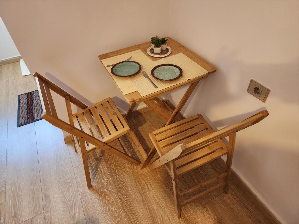Andi'S Place-Comfy Studio-City Center Tirana Buitenkant foto
