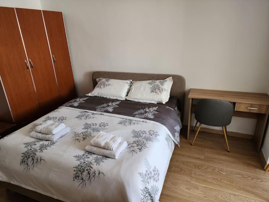Andi'S Place-Comfy Studio-City Center Tirana Buitenkant foto